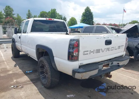 2001 Chevrolet Silverado 2500Hd from USA, damaged, VIN 1GCHC29U91E342790